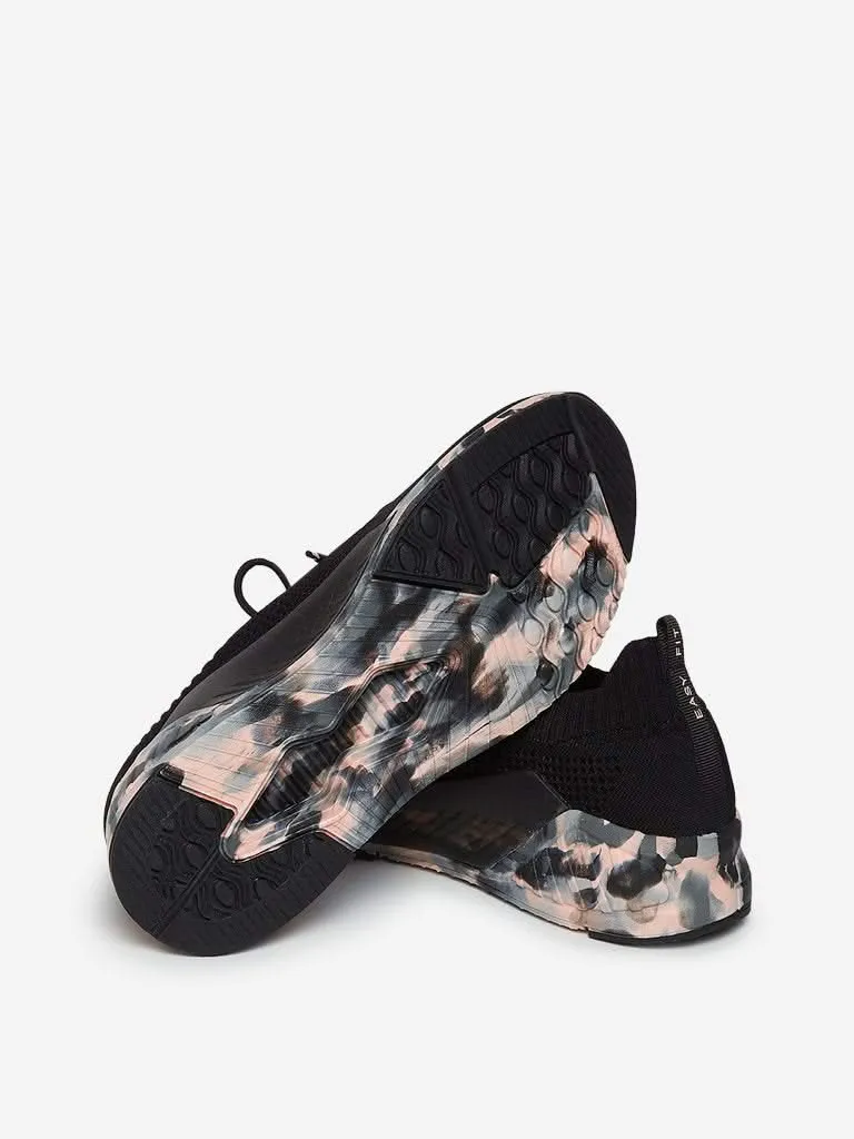 LUNA BLU Black Knit Design Sneakers