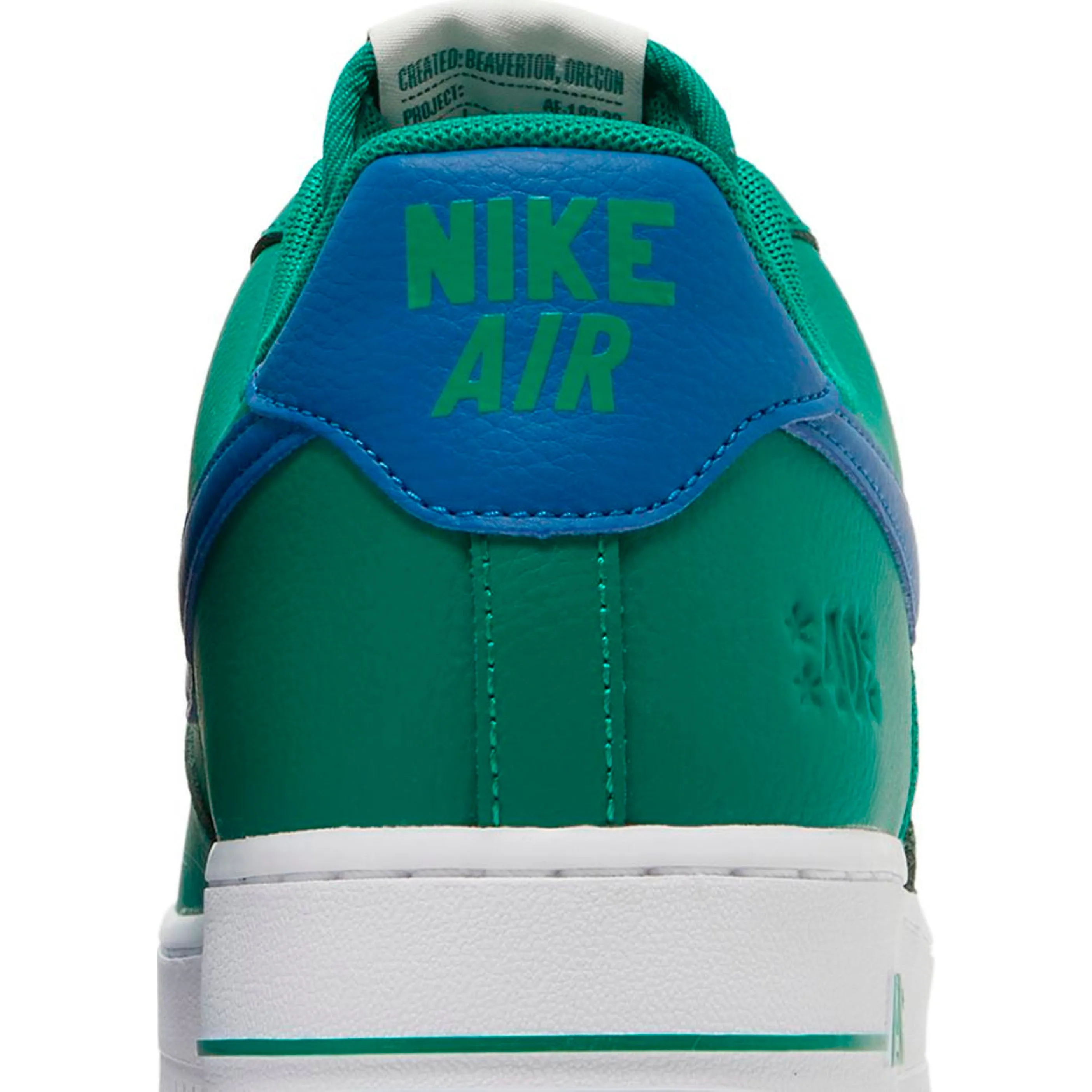 Nike Air Force 1 LV8 sneakers, green
